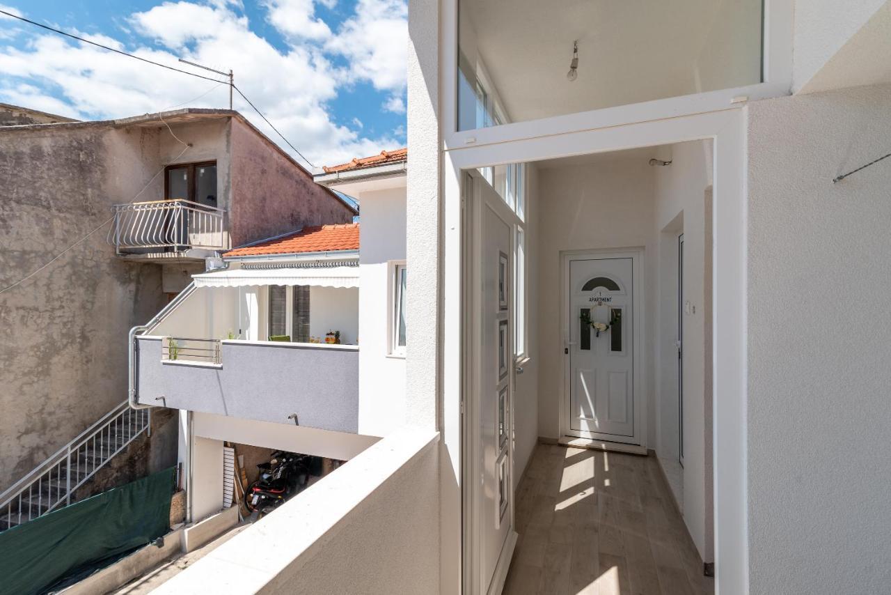 Apartment Roko Trogir Zewnętrze zdjęcie