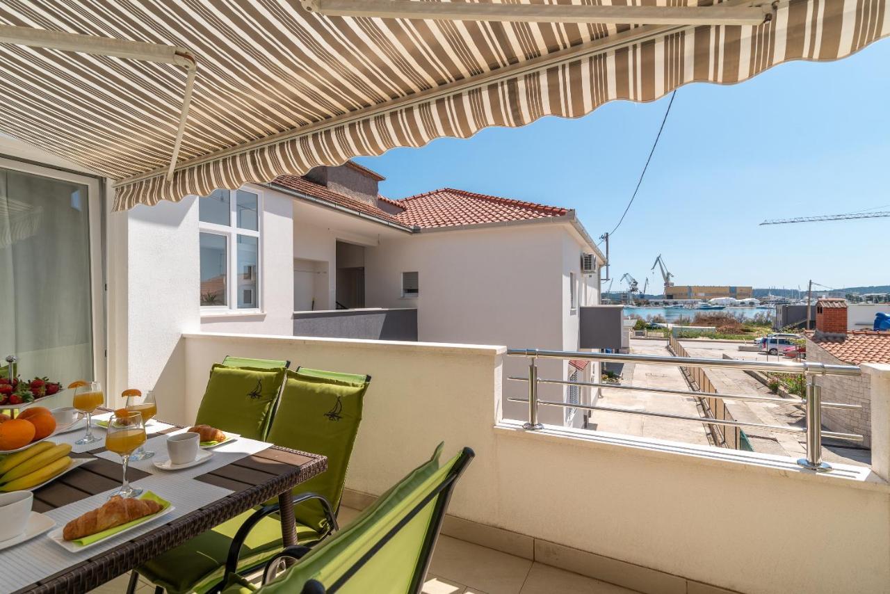 Apartment Roko Trogir Zewnętrze zdjęcie